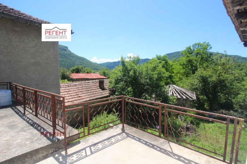 Продава  Къща област Велико Търново , с. Янтра , 120 кв.м | 20260132 - изображение [8]