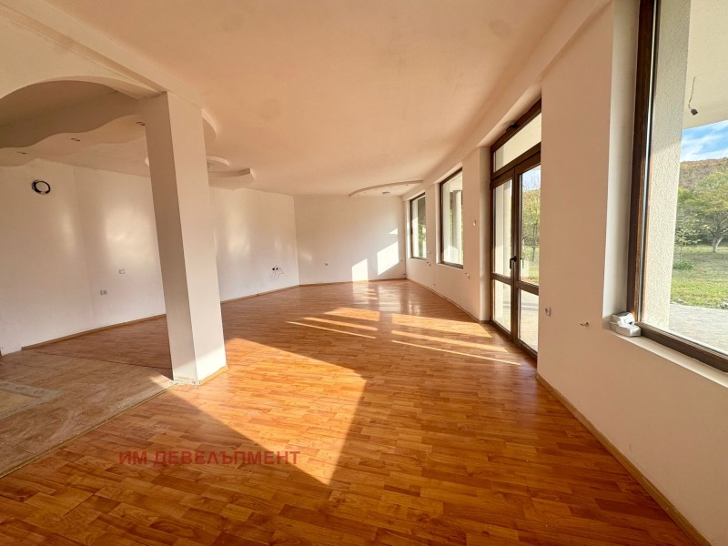 Продава  Къща област Ловеч , с. Брестница , 300 кв.м | 32032777 - изображение [10]