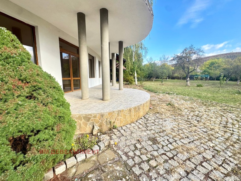 Продава  Къща област Ловеч , с. Брестница , 300 кв.м | 32032777 - изображение [3]