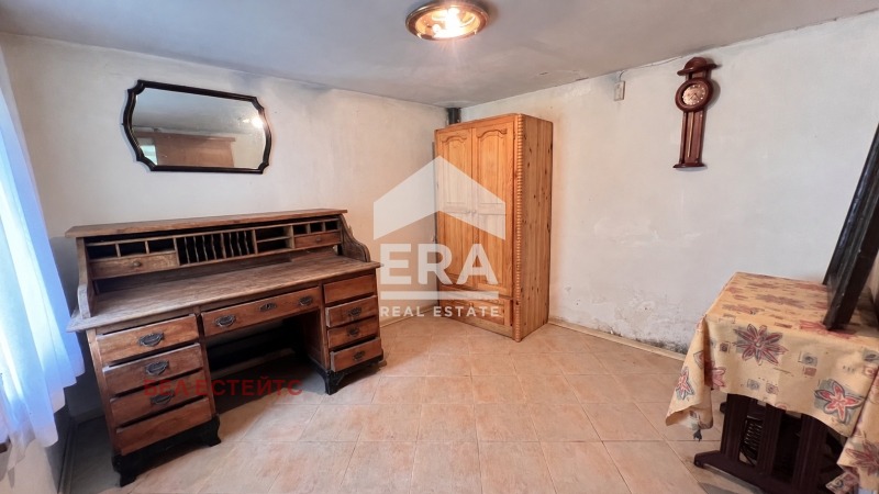 Продава КЪЩА, гр. София, с. Бистрица, снимка 3 - Къщи - 56430856