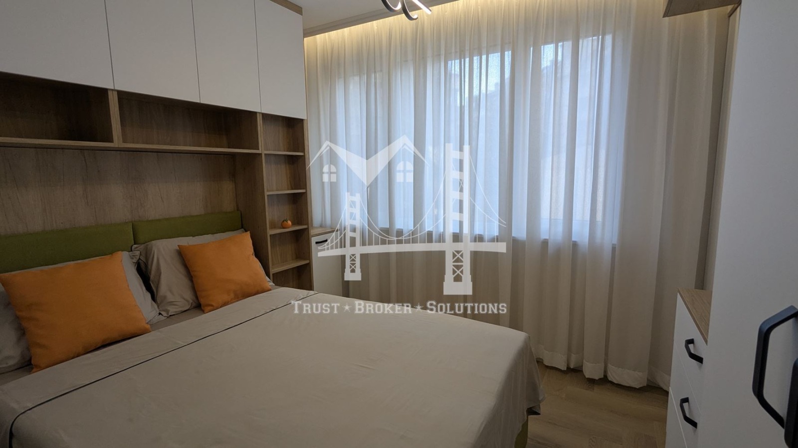 Продава 4-СТАЕН, гр. София, Докторски паметник, снимка 10 - Апартаменти - 53707342