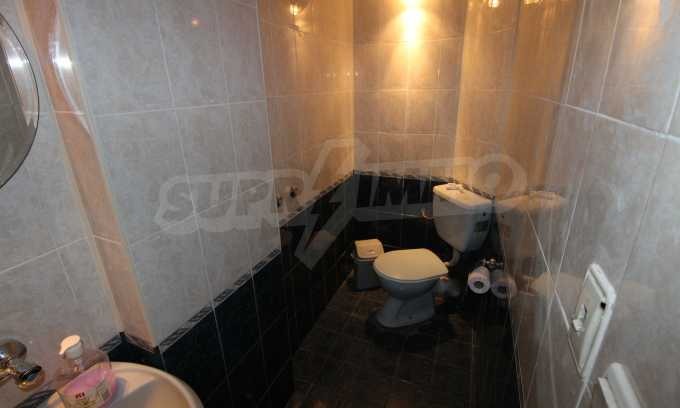 Na prodej  Kancelář Veliko Tarnovo , Centar , 50 m2 | 40206197 - obraz [5]