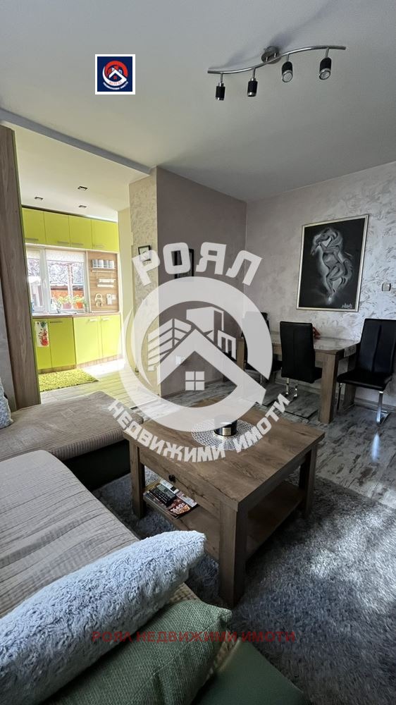 Продава ЕТАЖ ОТ КЪЩА, гр. Пловдив, Южен, снимка 4 - Етаж от къща - 53778165