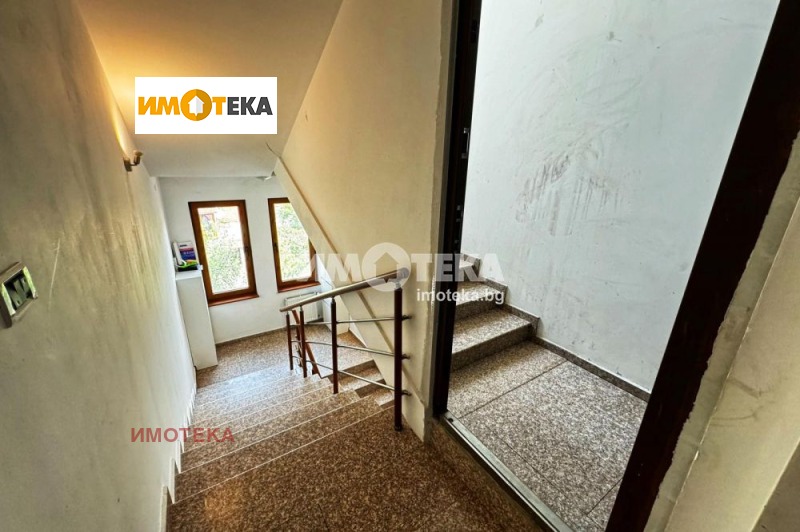 Zu verkaufen  Haus Sofia , Gorubljane , 765 qm | 38596925 - Bild [16]