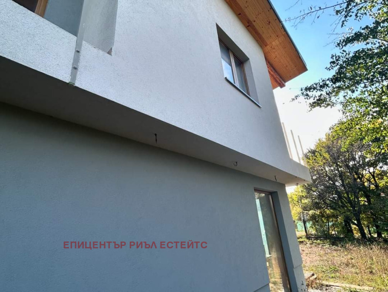 Na prodej  Dům oblast Pernik , Golemo Bučino , 250 m2 | 42978591 - obraz [2]