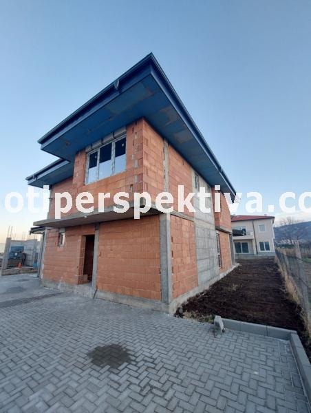 Продава КЪЩА, с. Първенец, област Пловдив, снимка 1 - Къщи - 48947050