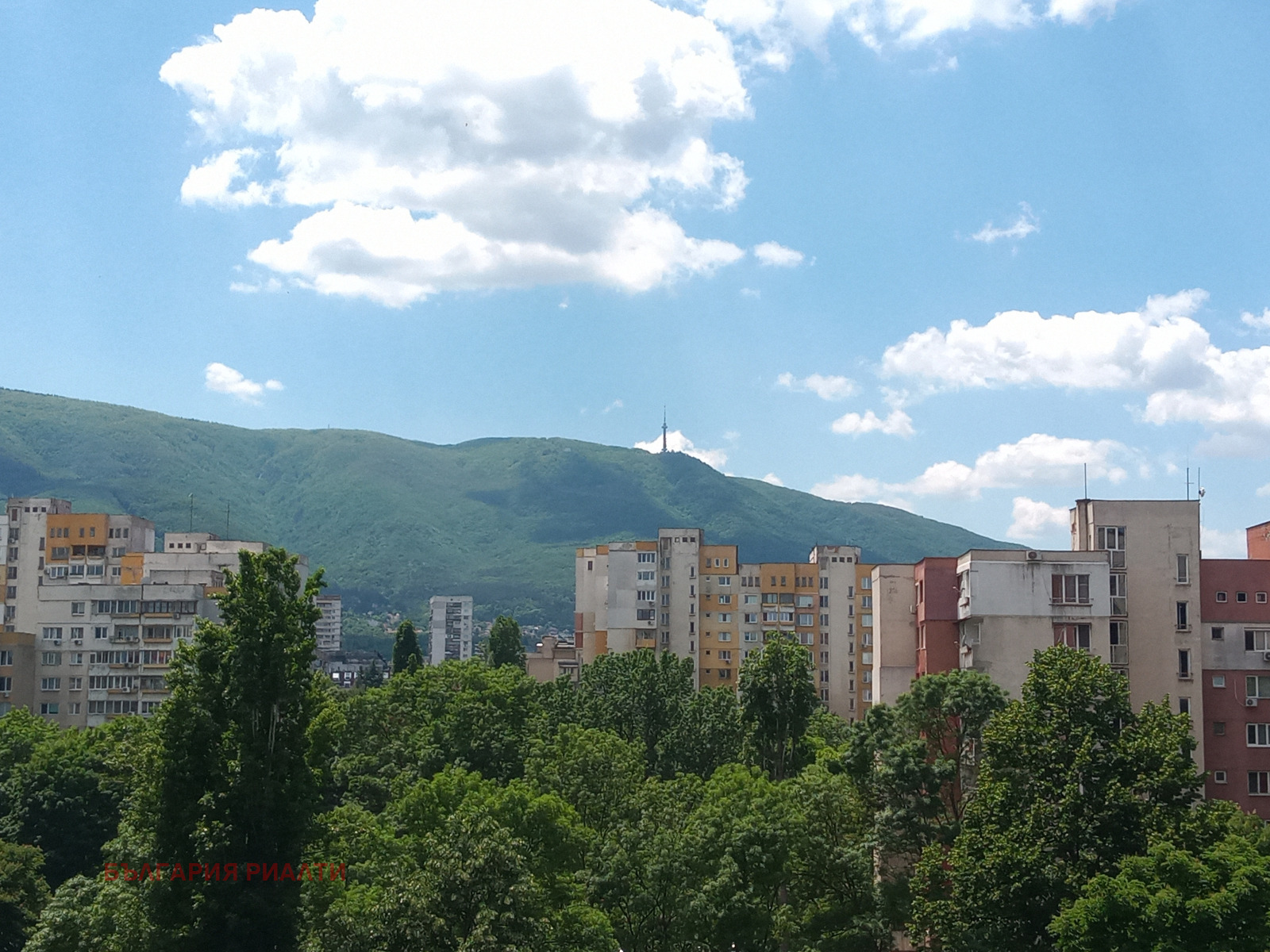 Продава 2-СТАЕН, гр. София, Белите брези