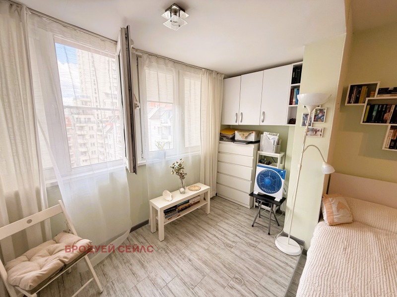 In vendita  Studio Sofia , Manastirski livadi , 32 mq | 81300656 - Immagine [3]