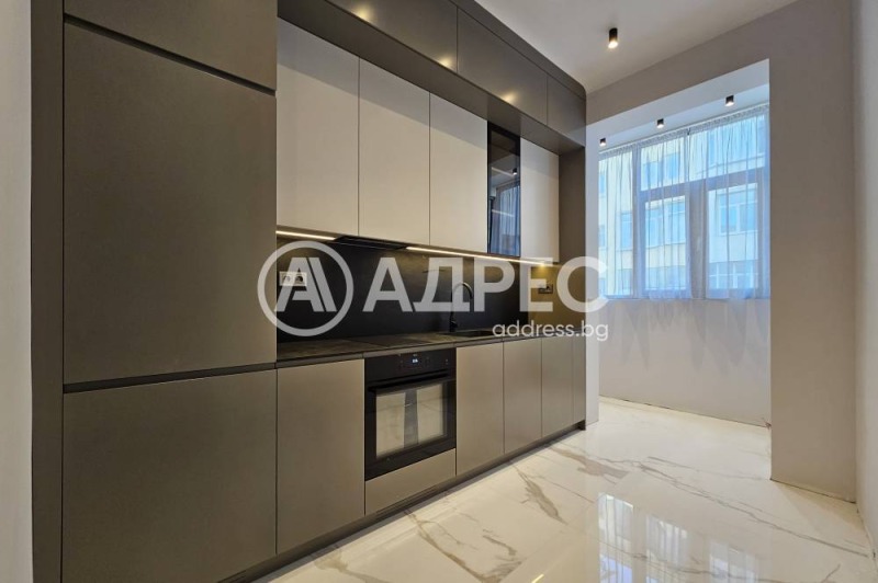 Продава 3-СТАЕН, гр. София, Център, снимка 15 - Апартаменти - 52574651