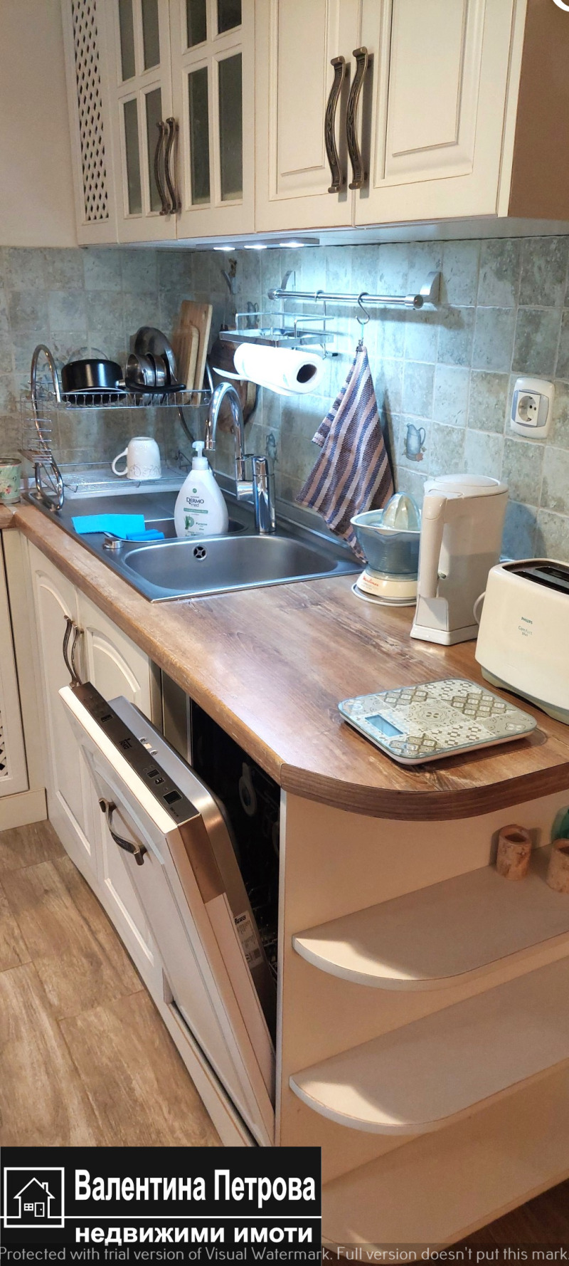 Продава 4-СТАЕН, гр. Русе, Възраждане, снимка 6 - Апартаменти - 52612414