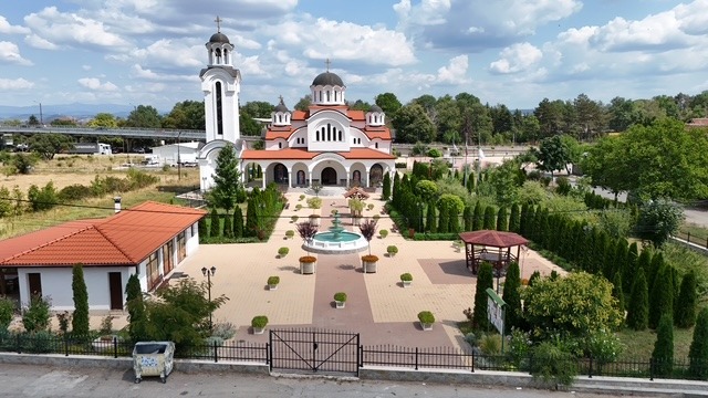 Продава  Къща област София , с. Гара Елин Пелин , 181 кв.м | 93011879 - изображение [3]