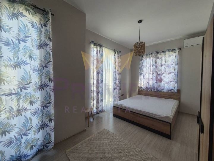 Продава КЪЩА, гр. Бургас, Сарафово, снимка 8 - Къщи - 53072020