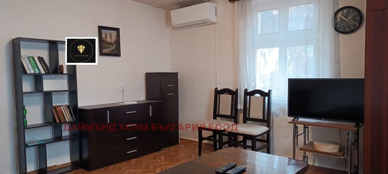 Продава ЕТАЖ ОТ КЪЩА в град Пловдив, Център - 64 кв.м / 190 000 € » 371 607.70 лв., ДАЙМЪНД ХОУМ БЪЛГАРИЯ ЕООД