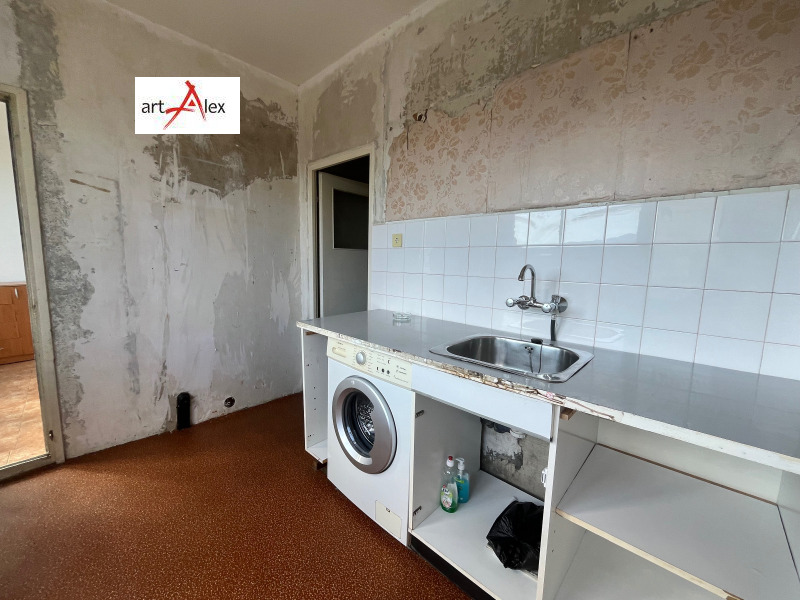 Zu verkaufen  Studio Sofia , Ljulin 7 , 45 qm | 88972526 - Bild [4]