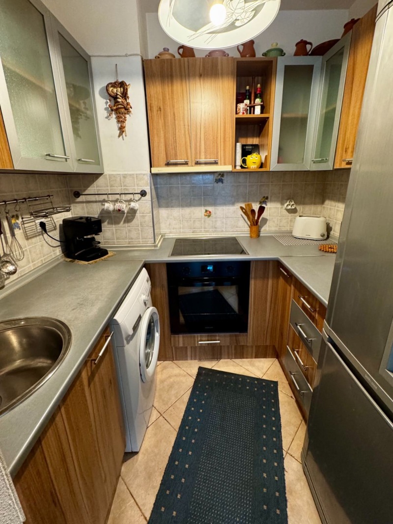 Продава 2-СТАЕН, гр. София, Борово