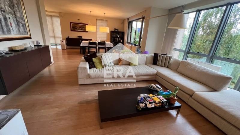 Продава МНОГОСТАЕН, гр. Варна, м-т Салтанат, снимка 2 - Апартаменти - 52409509