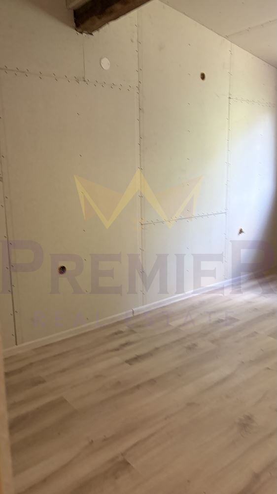 Продава ЕТАЖ ОТ КЪЩА, гр. Пловдив, Център, снимка 13 - Етаж от къща - 55050203