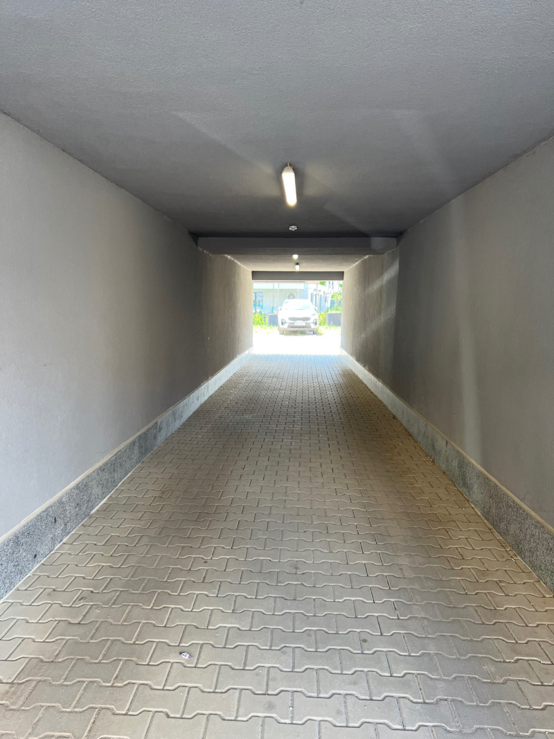Zu verkaufen  Parkplatz Sofia , Darweniza , 12 qm | 42949940 - Bild [3]