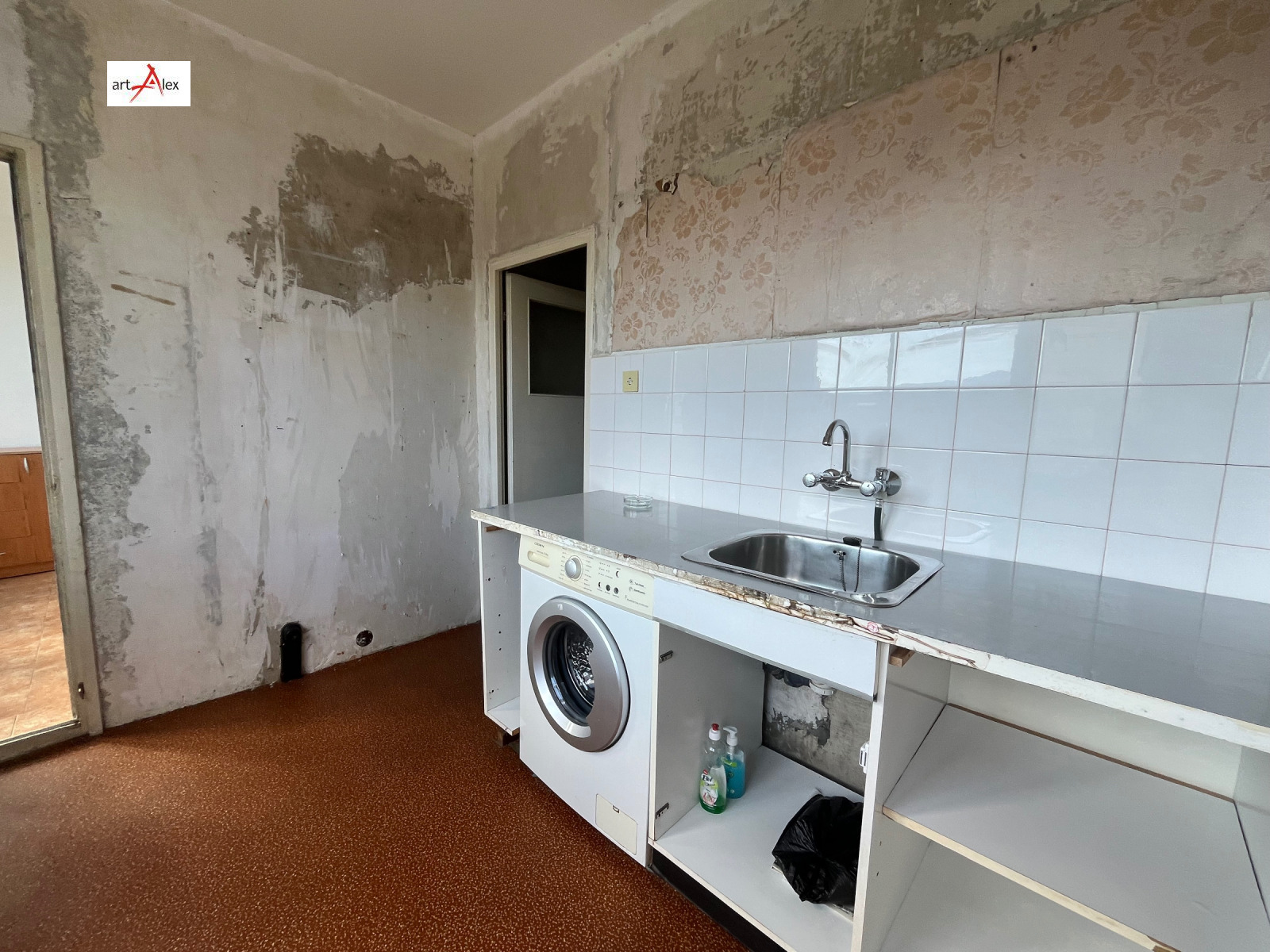 Продава 1-СТАЕН, гр. София, Люлин 7, снимка 3 - Апартаменти - 53626396