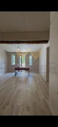 Продава ЕТАЖ ОТ КЪЩА, гр. Пловдив, Център, снимка 9