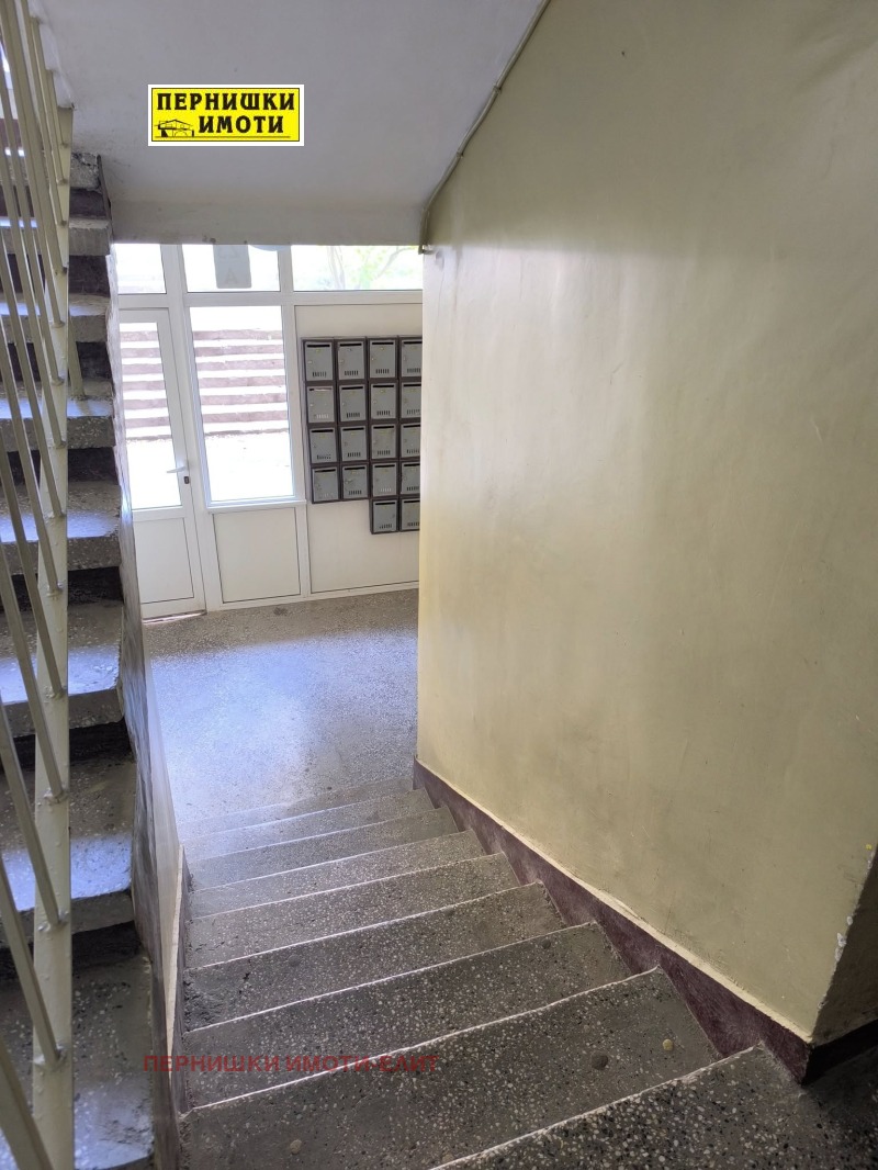 Продава  1-стаен град Перник , Тева , 45 кв.м | 28666665 - изображение [8]