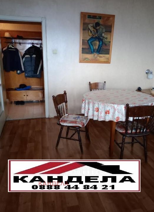 Продава 3-СТАЕН, гр. Пловдив, Кършияка, снимка 1 - Aпартаменти - 49481280