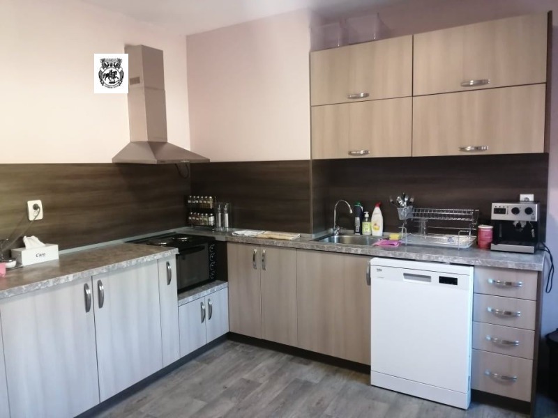 Продава  Къща област Шумен , с. Мадара , 217 кв.м | 30844079 - изображение [4]