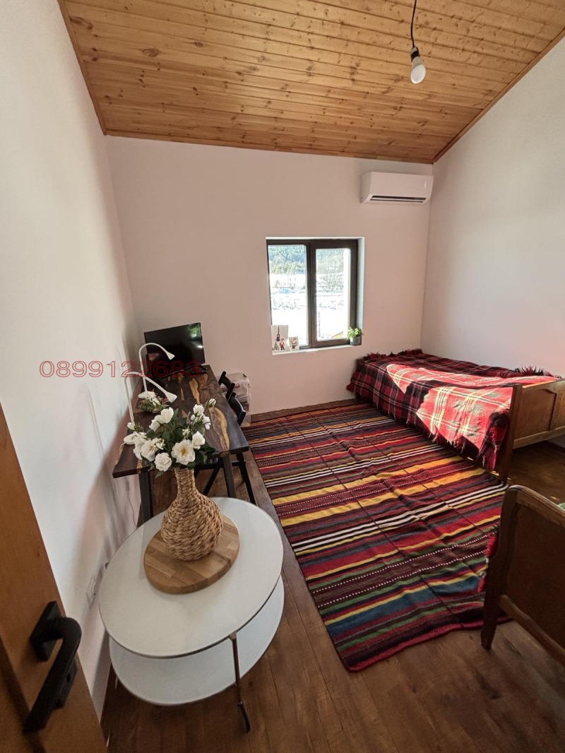 Продава  Къща област София , с. Горни Окол , 207 кв.м | 47875500 - изображение [9]