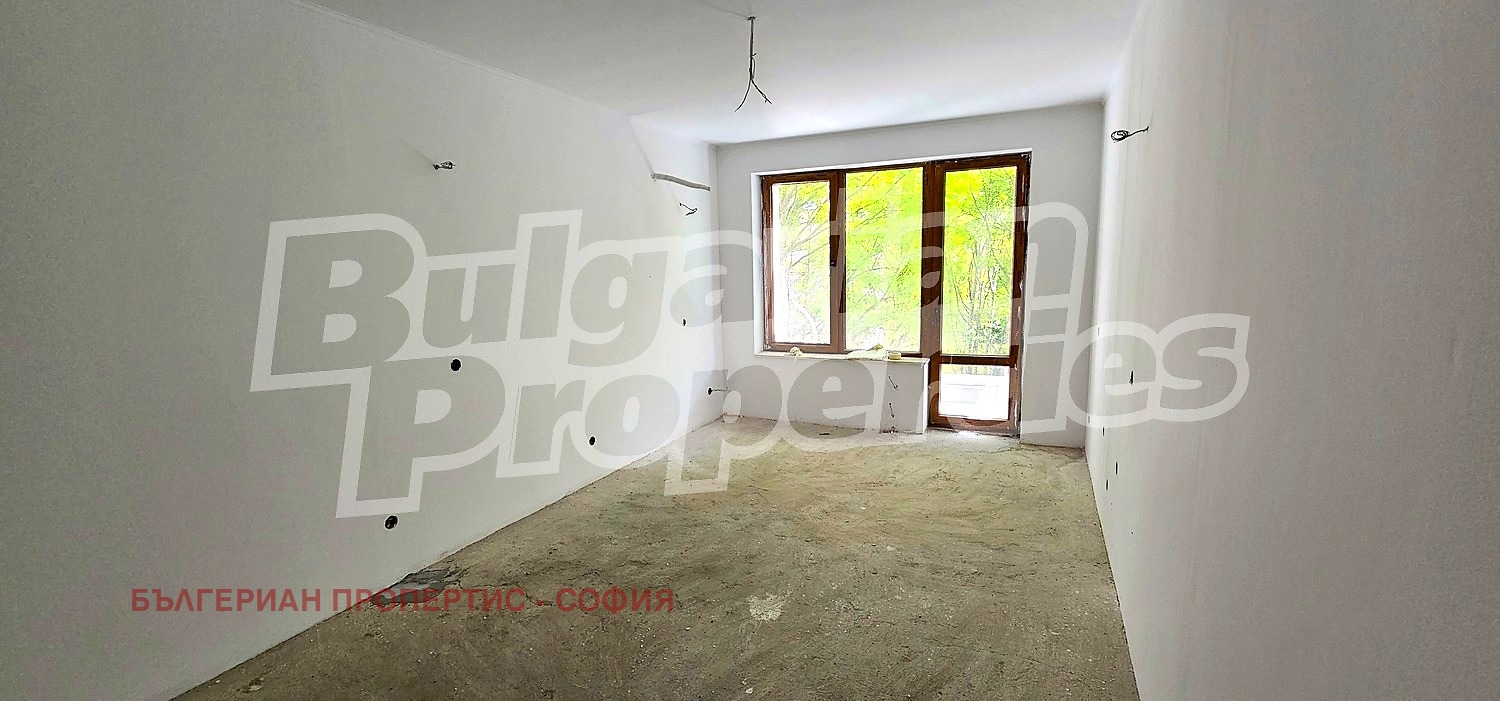 Продава 2-СТАЕН, гр. София, Център