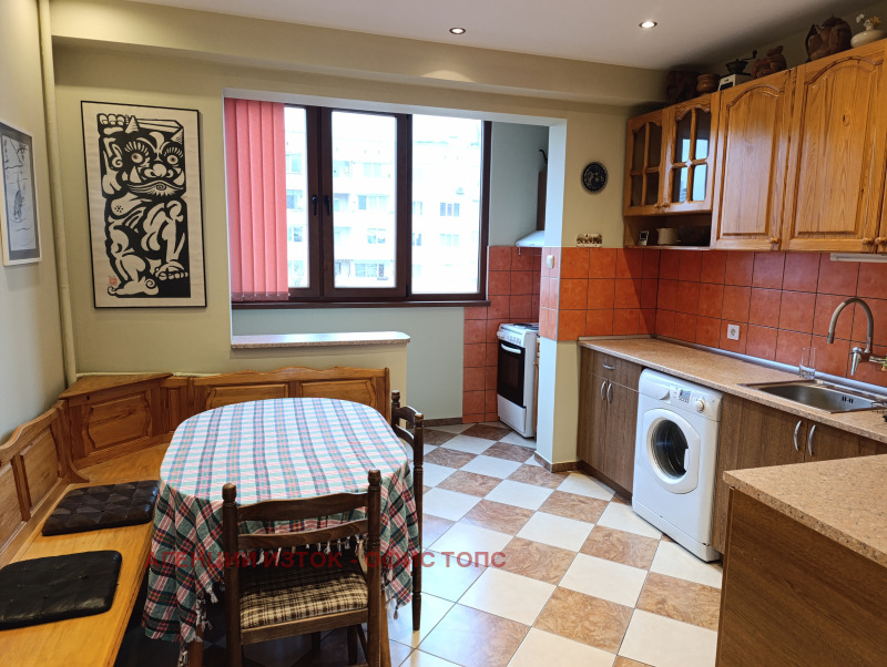 Дава под наем 3-СТАЕН, гр. София, Мусагеница, снимка 5 - Апартаменти - 52561190