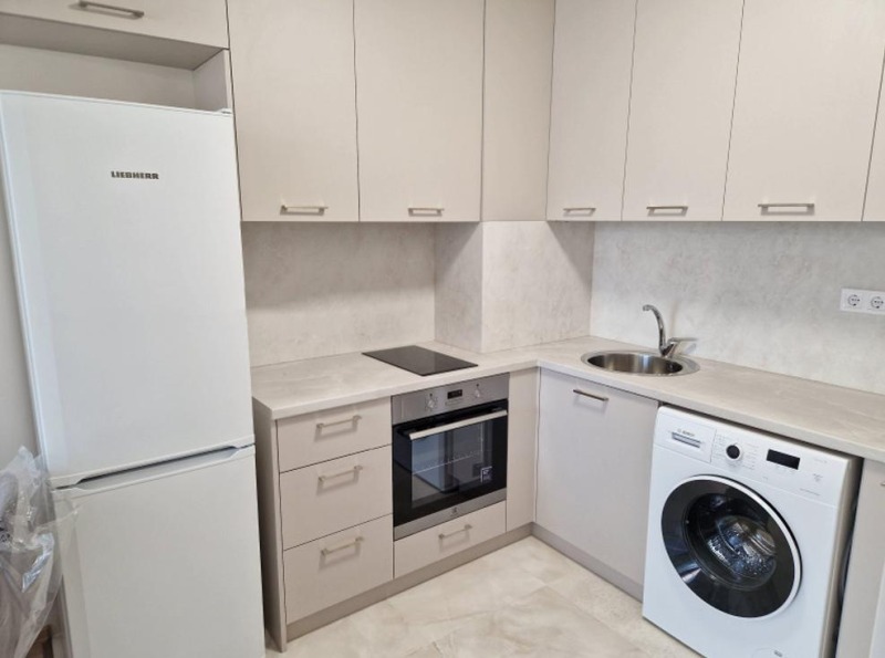 Do wynajęcia  1 sypialnia Sofia , Malinowa dolina , 55 mkw | 75619135 - obraz [3]