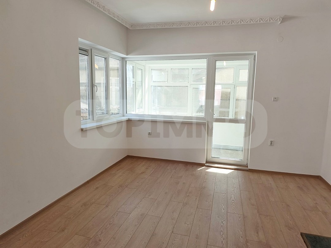 Дава под наем ОФИС, гр. Варна, Гръцка махала, снимка 2 - Офиси - 53948215