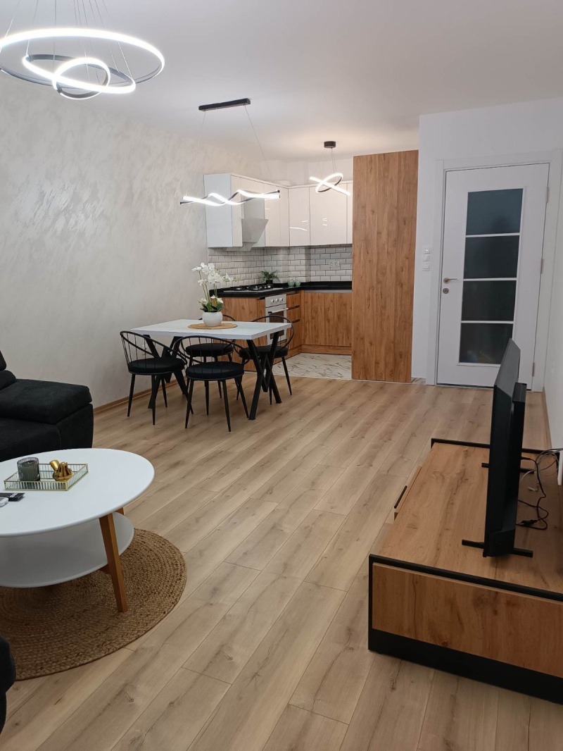 Дава под Наем 2-СТАЕН в град Пловдив, Христо Смирненски - 72 кв.м / 450 € » 880.12 лв., ТОПБРОКЕР ПЛОВДИВ