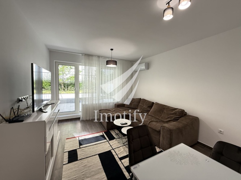 Дава под нем  3-стаен, град София, Център •  800 EUR • ID 16796487 — holmes.bg - [1] 