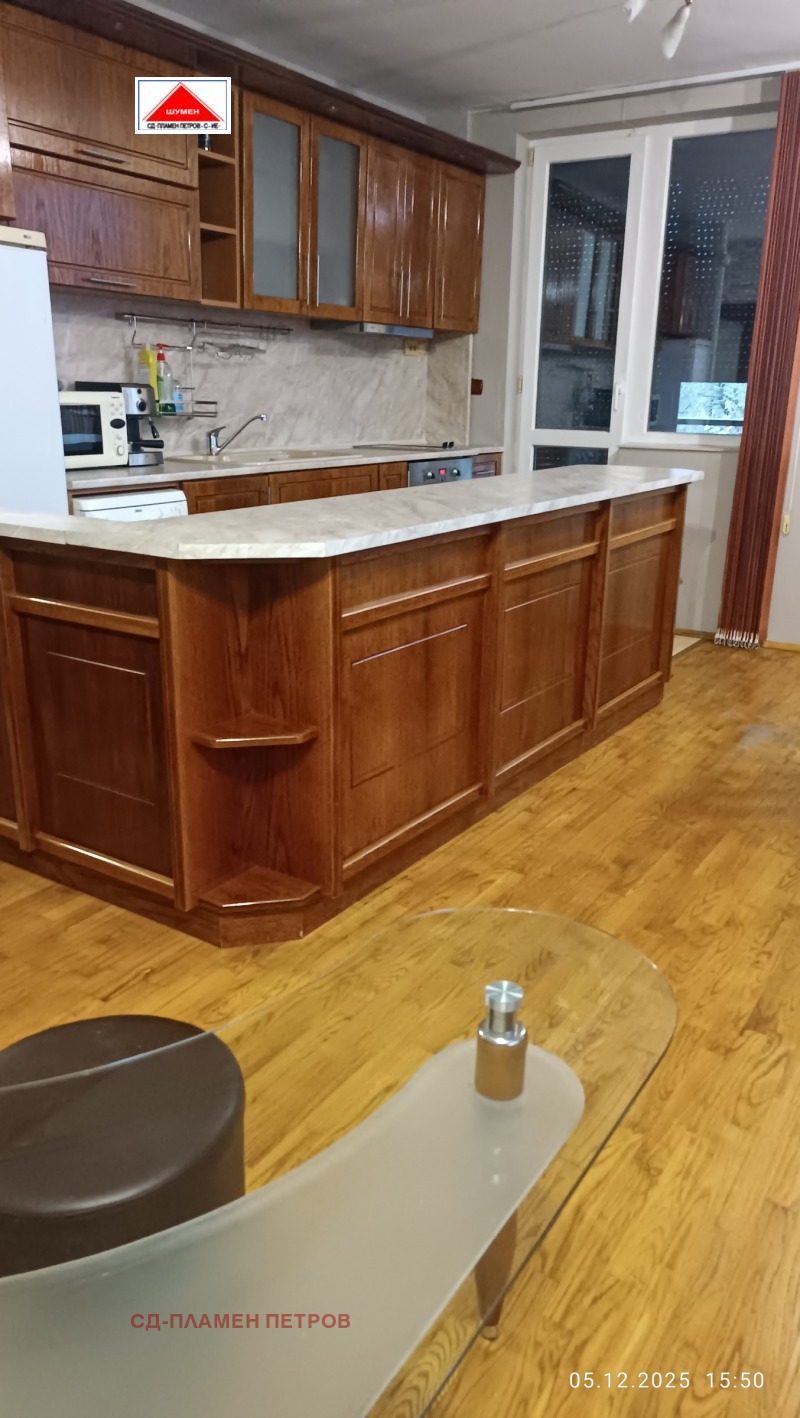 Дава под наем 3-СТАЕН, гр. Шумен, Пазара, снимка 2 - Апартаменти - 51650813