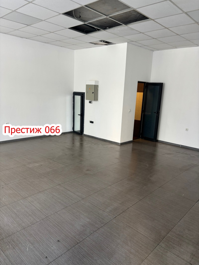 Дава под наем  Магазин град Шумен , Тракия , 60 кв.м | 79116639