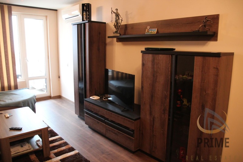 Vuokrattavana  1 makuuhuone Burgas , Zornitsa , 78 neliömetriä | 38689628 - kuva [3]