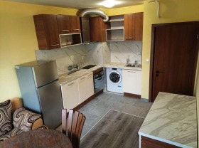 1 dormitor Levsci 1, Varna