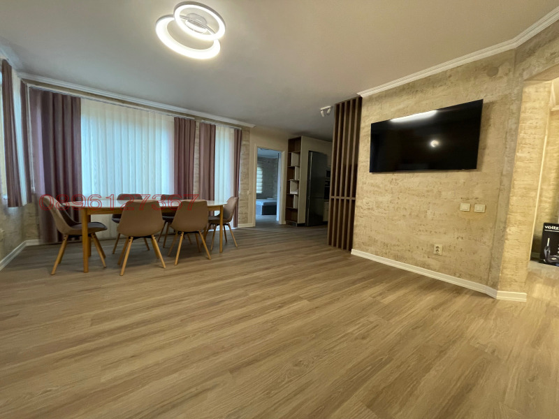 A louer  3 chambres Plovdiv , Karchiyaka , 170 m² | 15194166 - image [13]