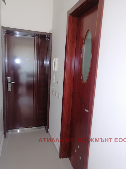 En renta  Oficina Plovdiv , Karshiyaka , 38 metros cuadrados | 78898592 - imagen [4]