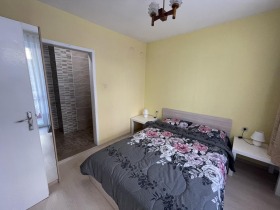 1 bedroom Vazrazhdane, Burgas 1