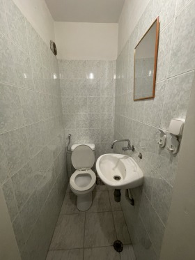 1 bedroom Vazrazhdane, Burgas 6