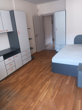 ���� ��� ���� 3-����� | Imot.bg � ����� ������ 8