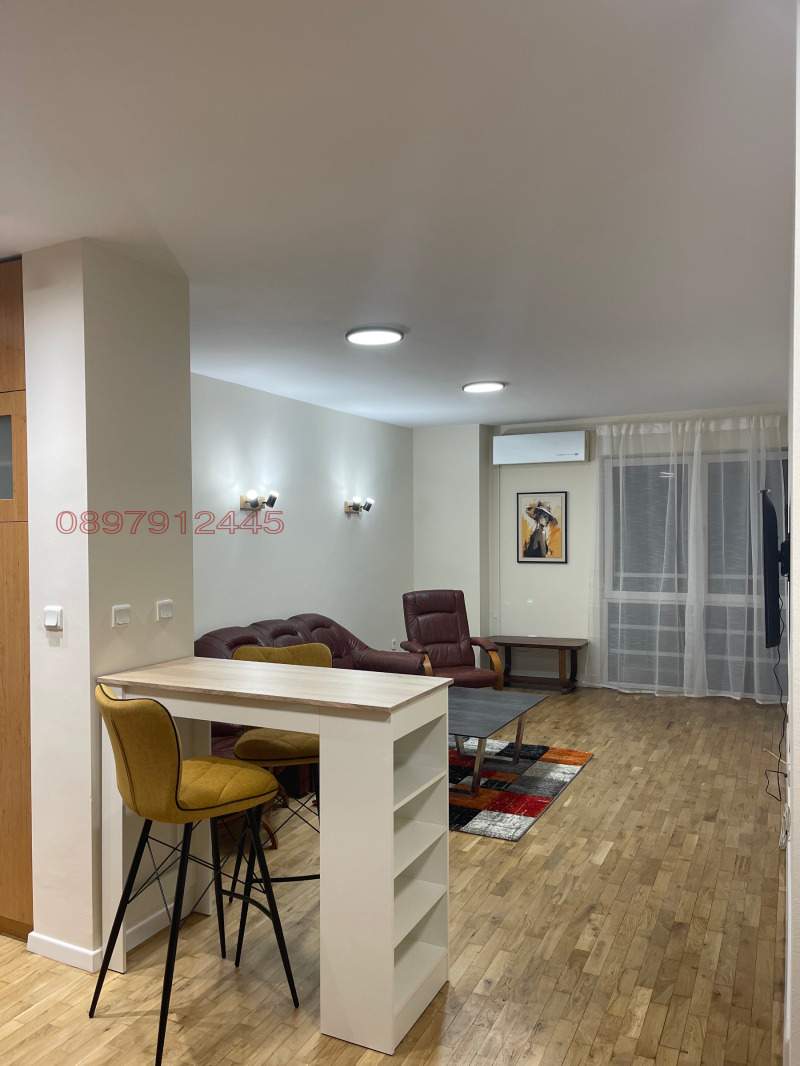 Kiralık  1 yatak odası Sofia , Centar , 60 metrekare | 56828163