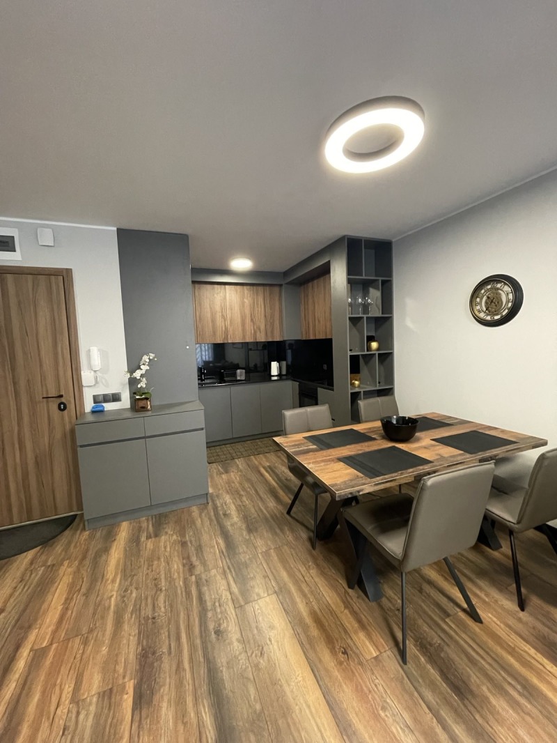 Издаје се  1 спаваћа соба Софија , Драгалевци , 80 м2 | 91506329 - слика [2]