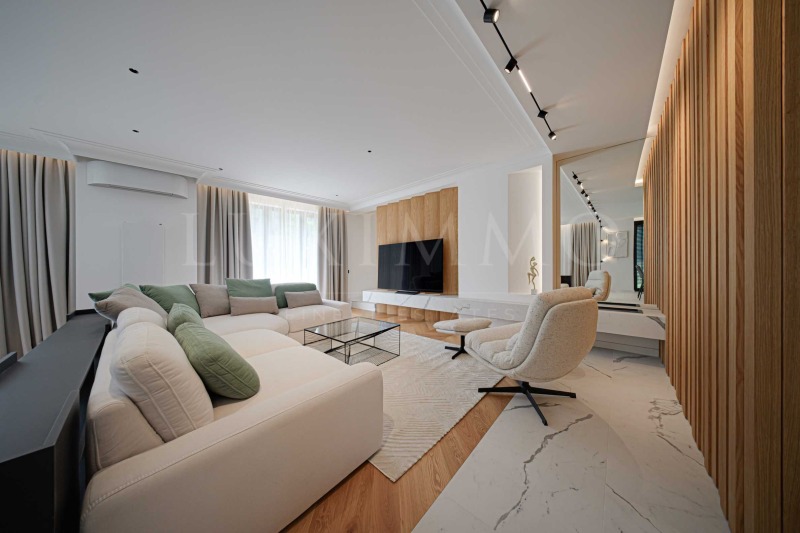 En renta  Casa Sofia , Simeonovo , 375 metros cuadrados | 68077562