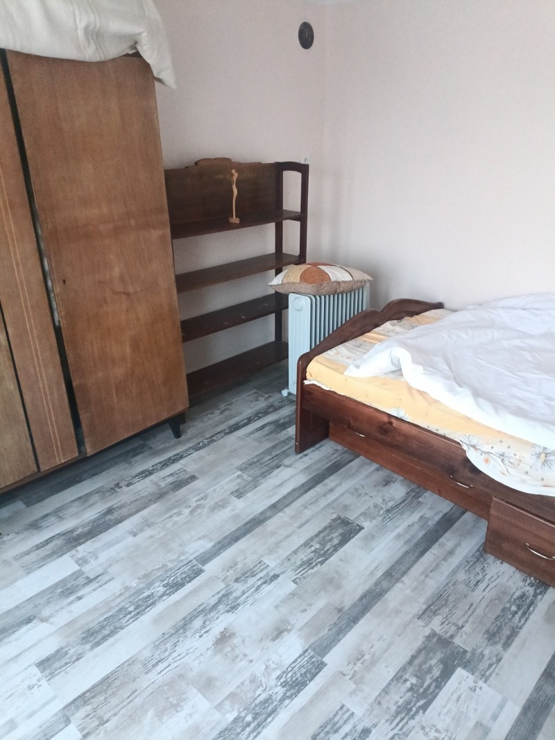 Para alugar  Casa Razgrad , Centar , 130 m² | 37589485 - imagem [9]