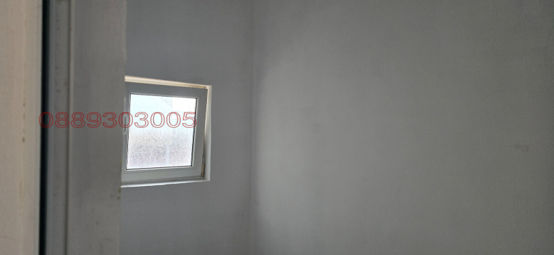 Дава под наем МАГАЗИН, гр. Добрич, Христо Ботев, снимка 4 - Магазини - 52783007