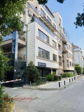 2 makuuhuonetta Vitoša, Sofia