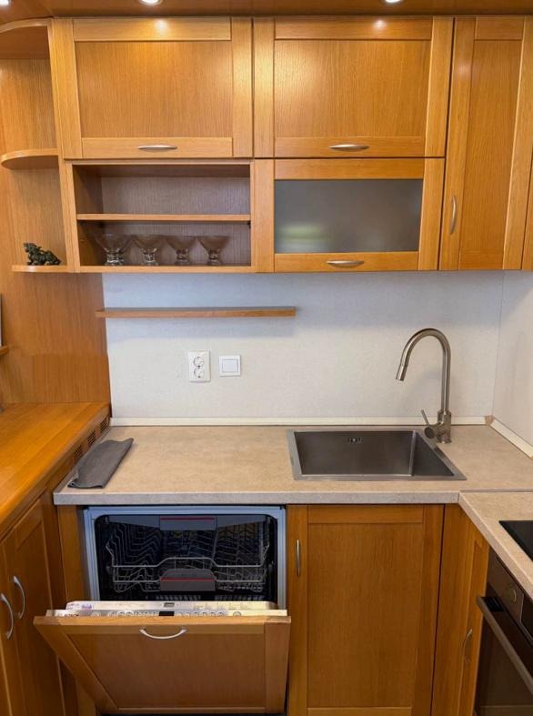 Дава под наем 3-СТАЕН, гр. София, Витоша, снимка 9 - Апартаменти - 53313070